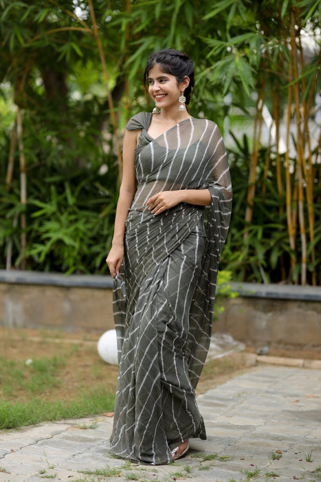 Breezy Delight (Lehriya Chiffon Saree)