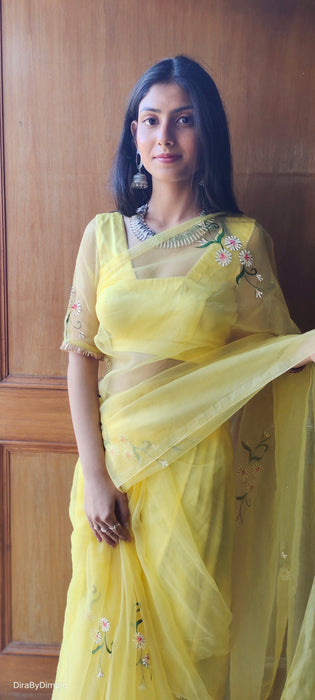 Sunflower Splendor (Pure Silk Organza Handpainted Saree)