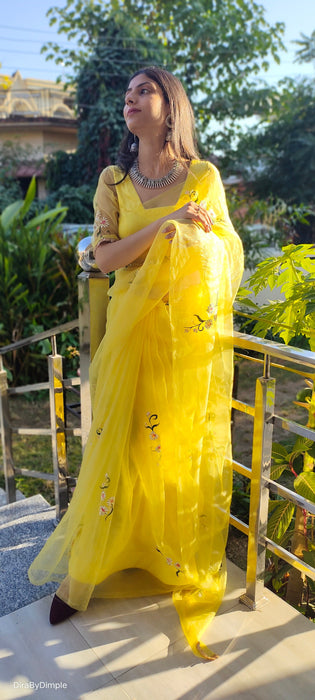 Sunflower Splendor (Pure Silk Organza Handpainted Saree)