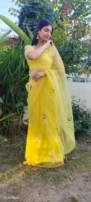 Sunflower Splendor (Pure Silk Organza Handpainted Saree)