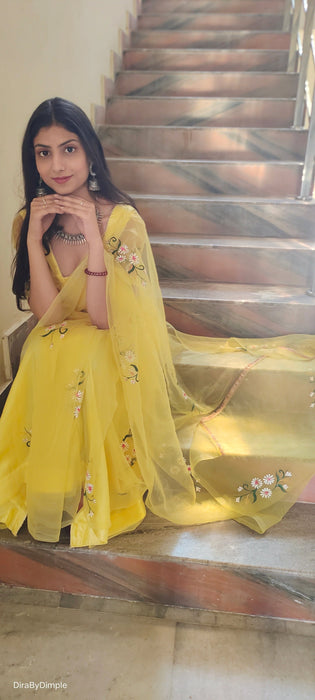 Sunflower Splendor (Pure Silk Organza Handpainted Saree)