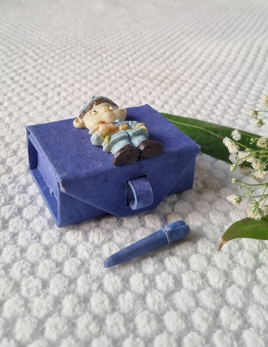 The Sapphire Lad Casket