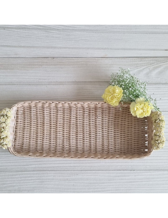 Floret-Edged Basket