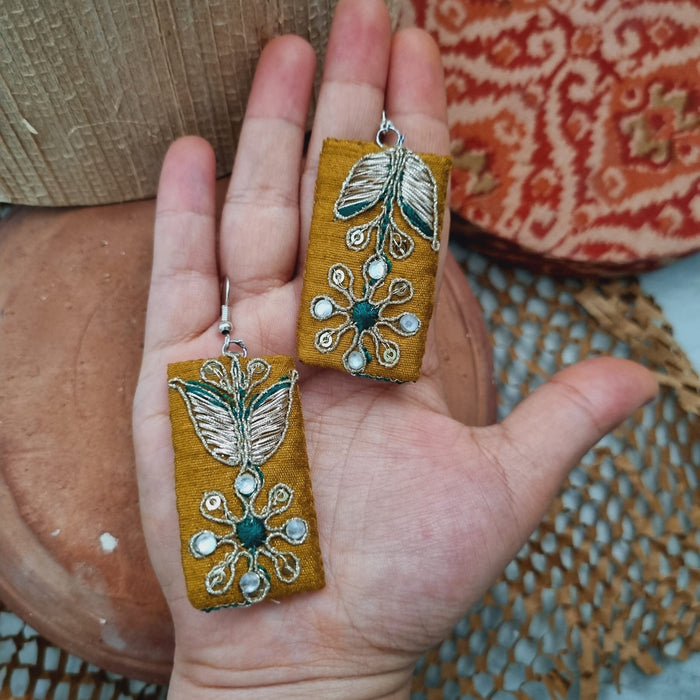 SUVARN TEXTILE EARRING