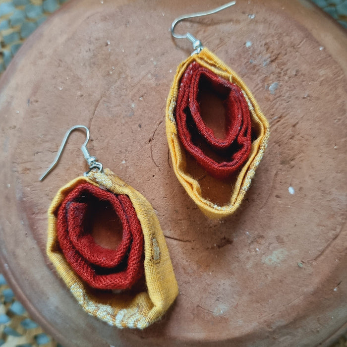 SCARLET TEXTILE EARRING