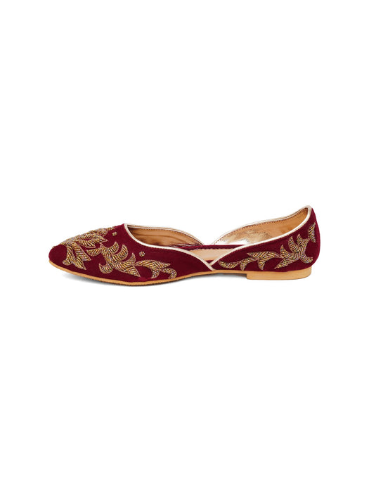 Shayla Maroon Jutti