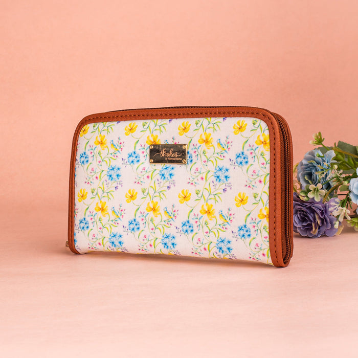 Vintage Blooms White Zipper Wallet