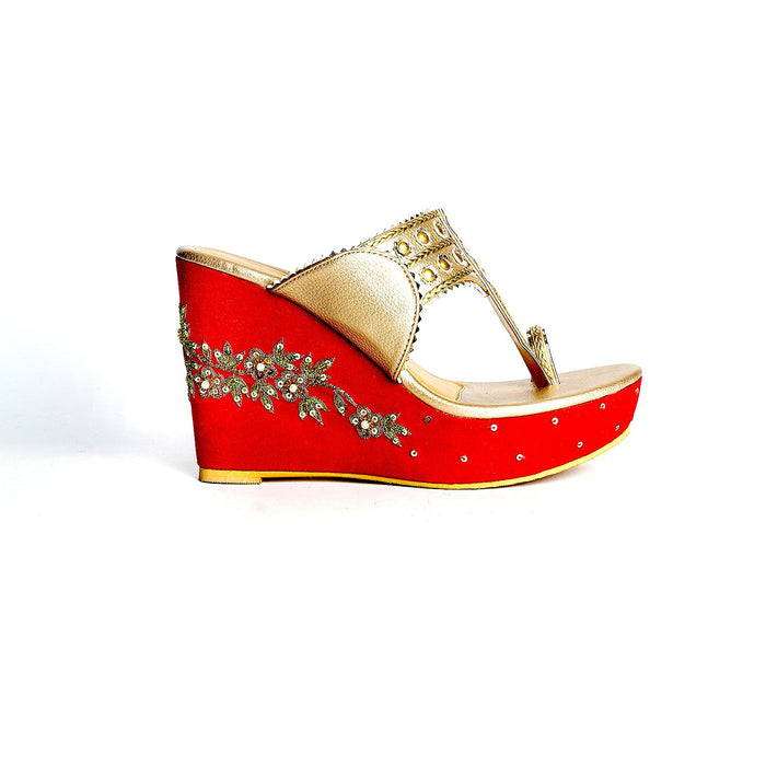 Red Tiki Wedges