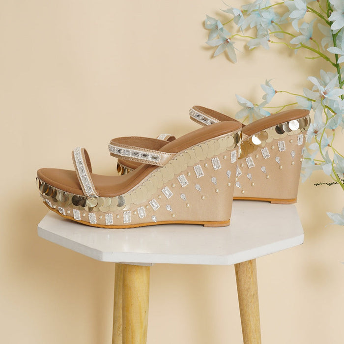 Tiara Wedges