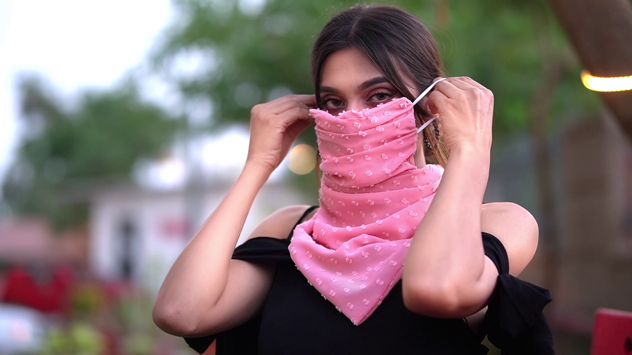 ROSE PINK TWINKLE SCARF CUM MASK