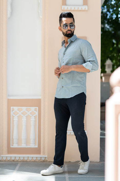 Light Blue Zigzag Print Casual Shirt