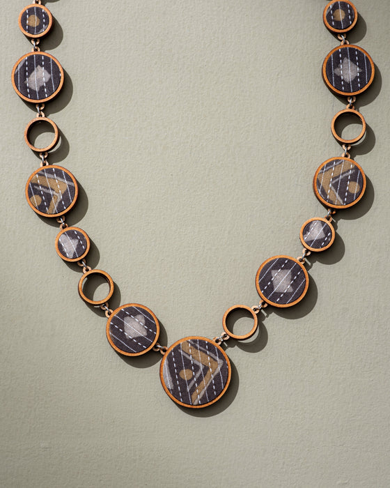 Reversible 2-In-1 Blue Brown Fabric And Wood Necklace