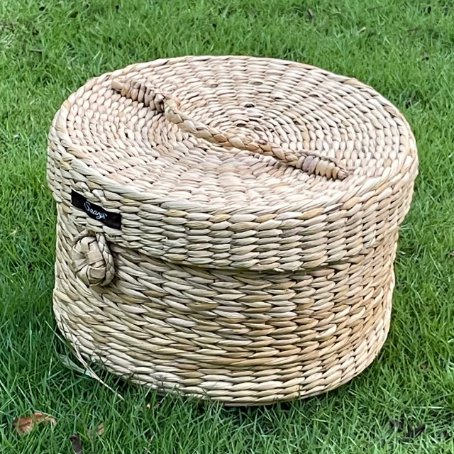 Kauna Straw Handwoven 4 Partitioned Circular Vanity Case