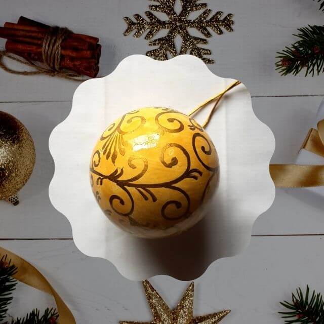 Paper Mache Xmas Ornament Gold Leaf - Pack of 3