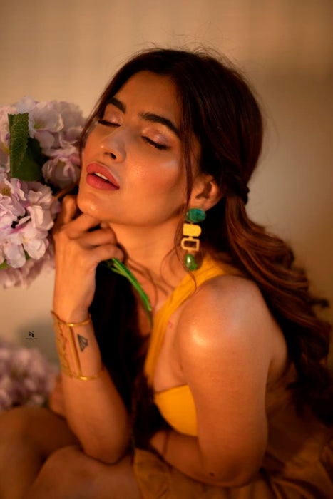 Karishma Sharma-Hawaii Earrings