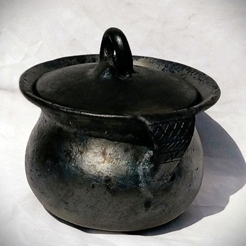 Wooden Longpi Black Pottery Cooking Pot With Lid