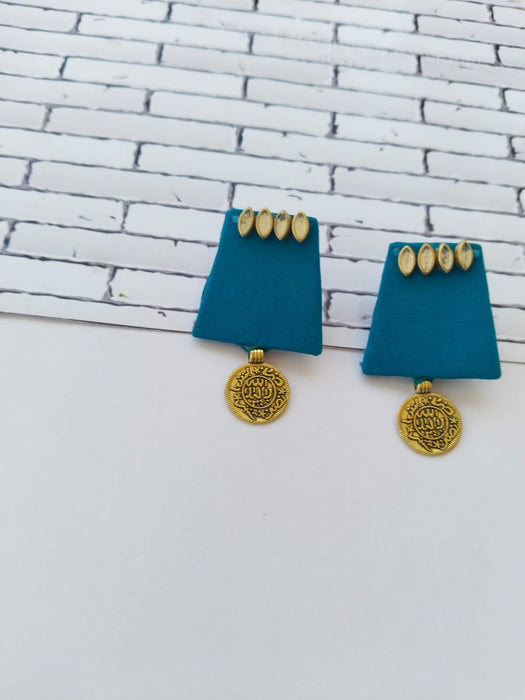 Kundan Simple Golden Coin Studs Earrings