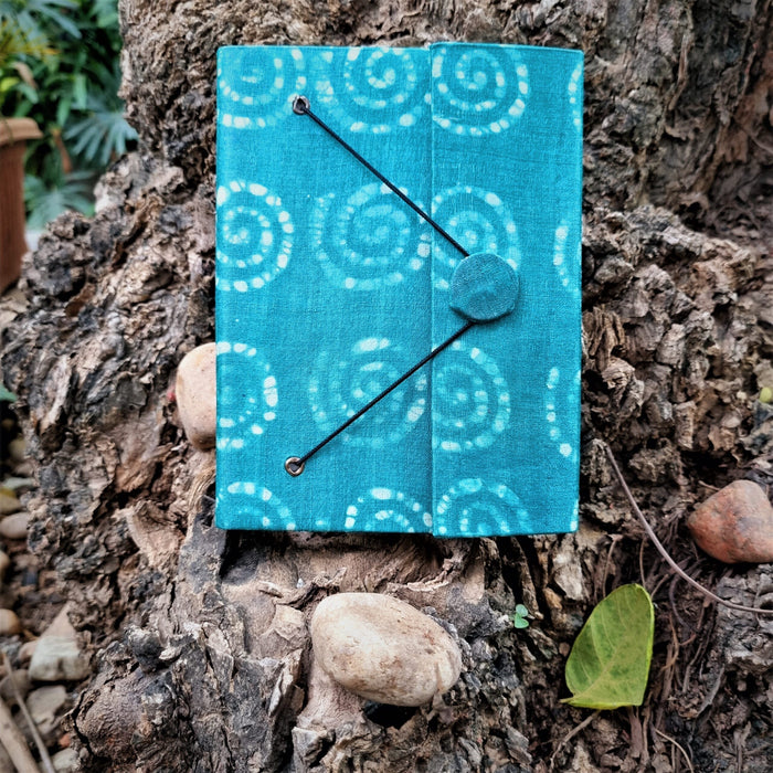 CALMNESS UPCYCLED HANDLOOM FABRIC JOURNAL (button)