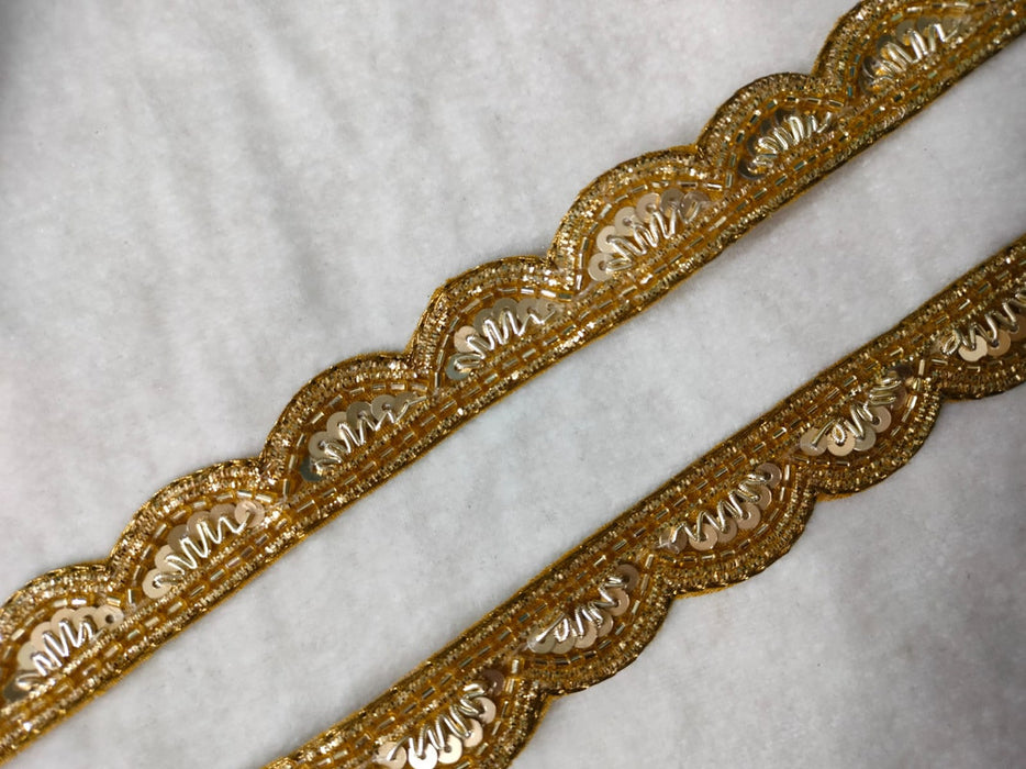 Golden Aura: Scalloped Golden Handwork Trim