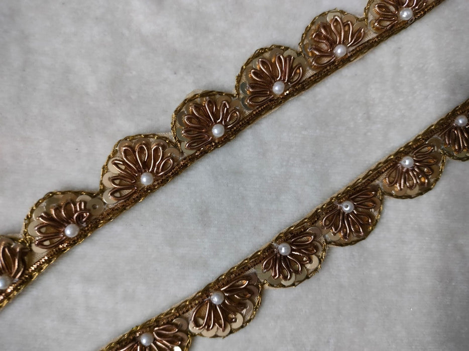 Antique Gold Elegance: Scalloped Zardozi Handwork Trim