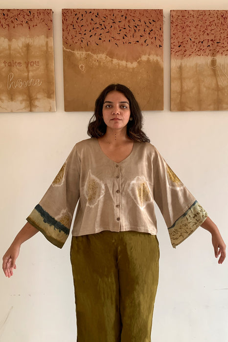 Bageeya “Ghera” Natural Dyed Handcrafted Handwoven Mashru Crop Shirt | Crafted with  Catechu and marigold and detailed with Gold Zari cuff