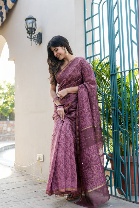 Classic Chic Saree