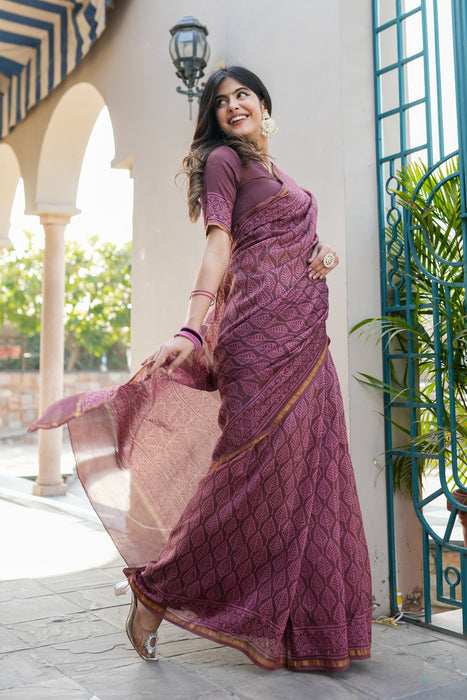 Classic Chic Saree