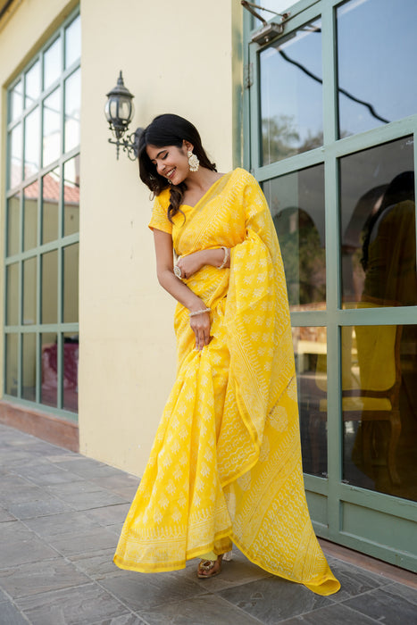 Graceful Grid Saree