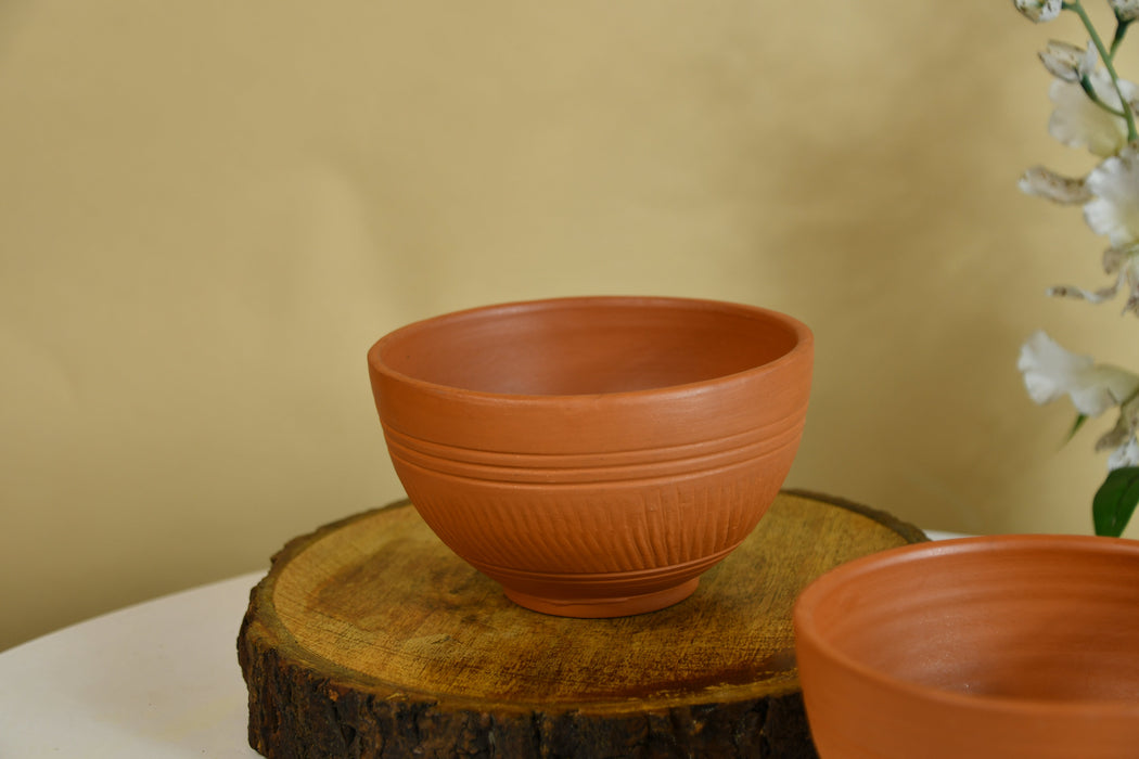 Handcrafted Terracotta Soup Bowl: Artful Kitchenware & Decor