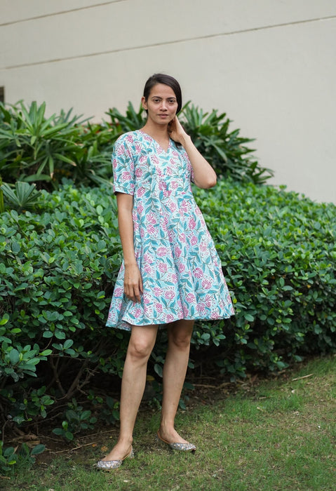 Dainty Daisy Dress (Cool Aqua)