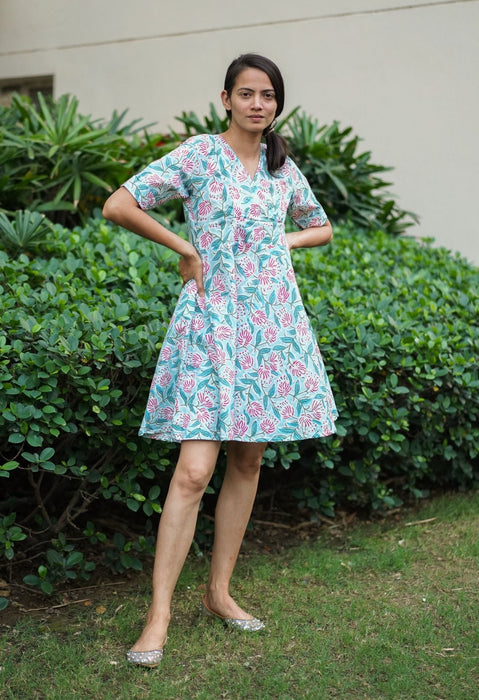 Dainty Daisy Dress (Cool Aqua)