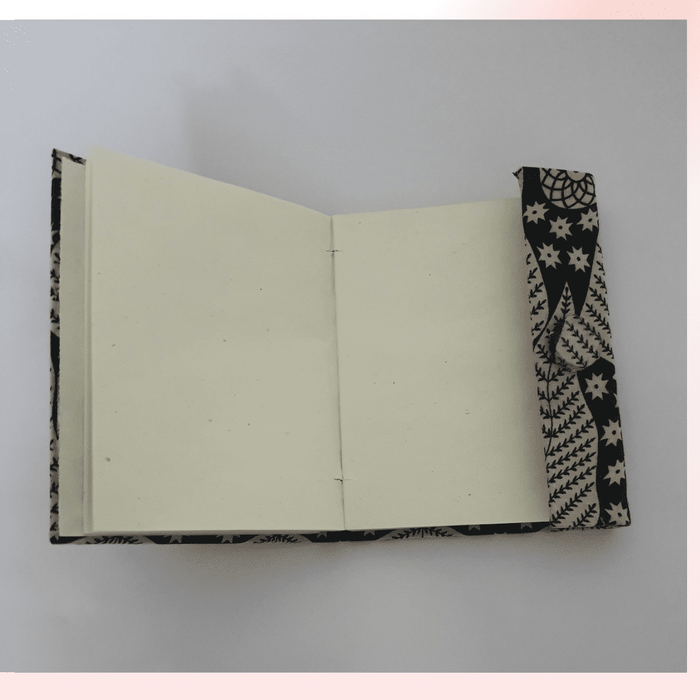 GLAZE TEXTILE JOURNAL