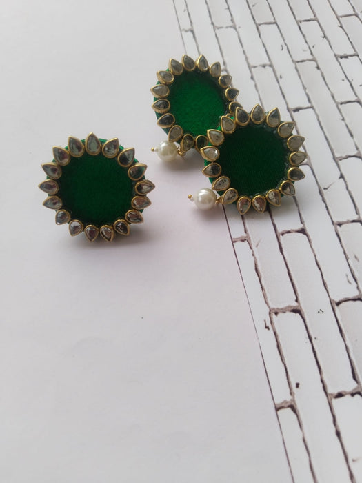 Green Kundan Rings And Studs Earrings Combo Set For Women