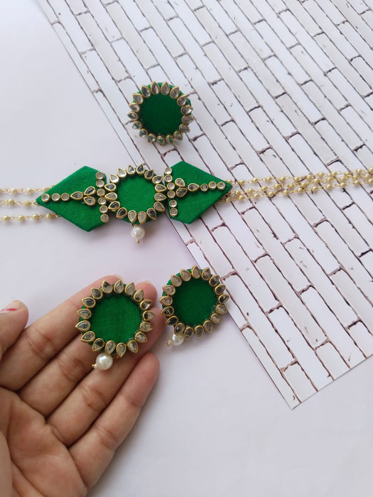 Green Kundan Choker And Earrings Set