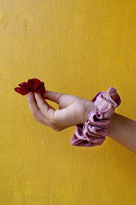 Bageeya Handwoven organic cotton Eco-Printed Scrunchie | Crafted with Sacred temple flowers and Ayurvedic herbs