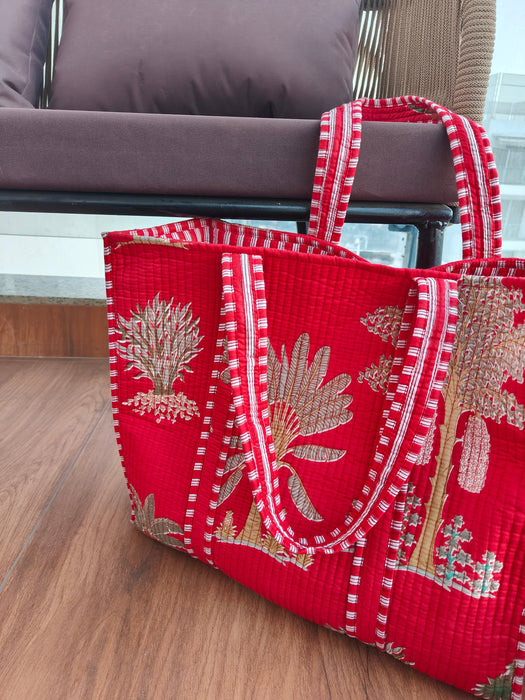 Red Palm Tote bag