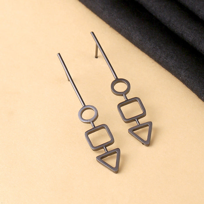 Linear Earrings - Black