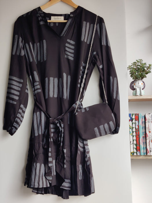 Graphic Stripe Black Dress (With Matching bag)