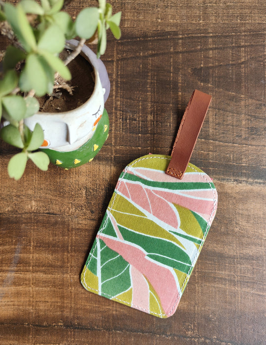 Blushing leaves luggage tag