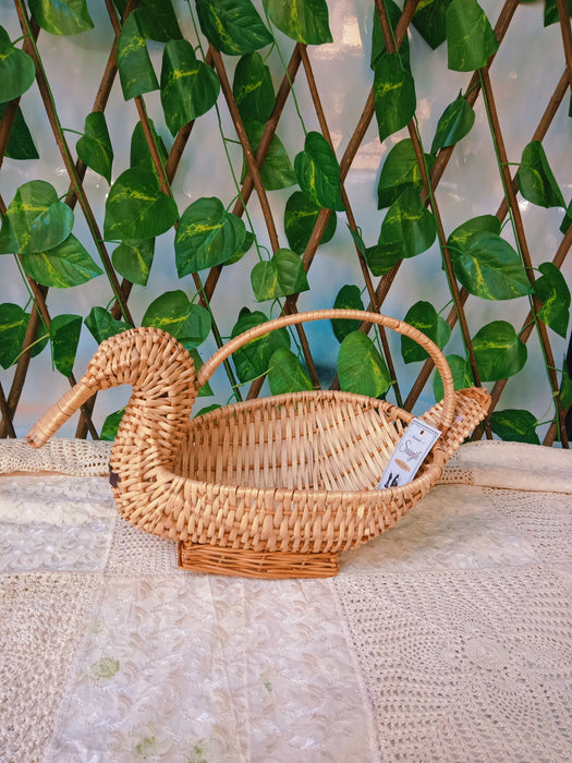 Maga Wicker DUCK WITH HANDLE