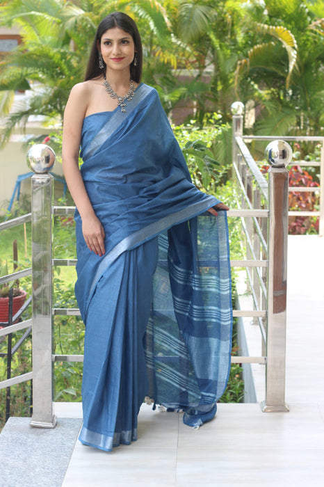 Coastal Muse Linen Blend Saree