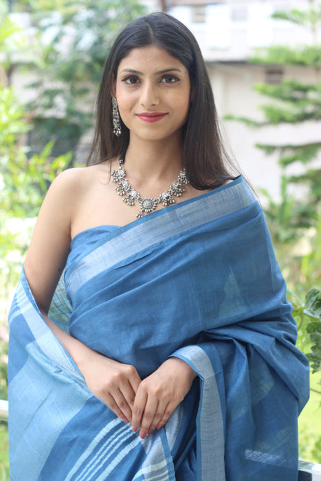 Coastal Muse Linen Blend Saree