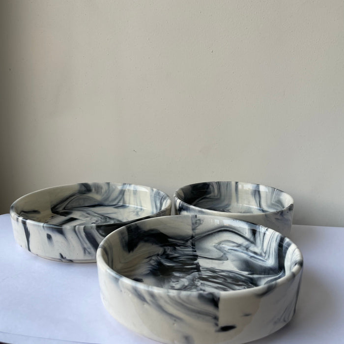 Ceramic Salt & Pepper Flat Bowl Set