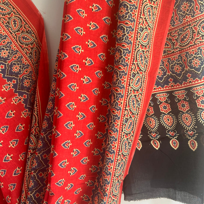 SINDURI MULMUL COTTON MULMUL SAREE