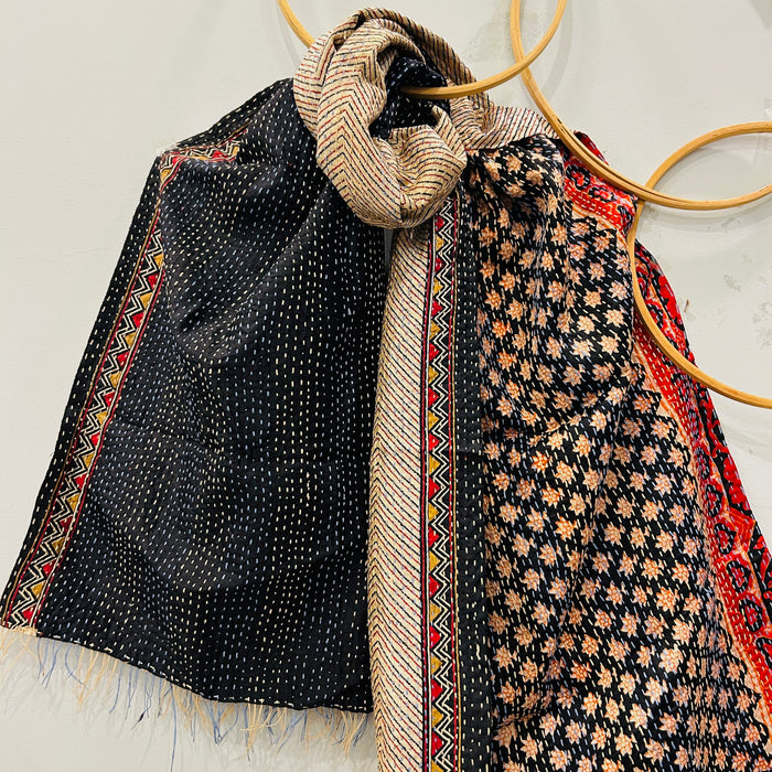 YAMA KANTHA STOLE