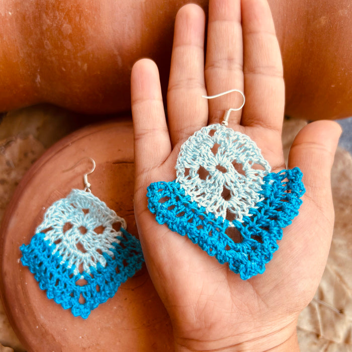 DEEP SEA CROCHET EARRING