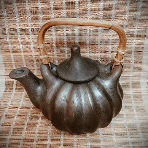 Longpi Black Pottery Pumpkin Tea Pot