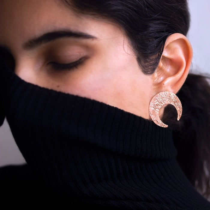 Radhika Seth - Horseshoe Studs Rose Gold