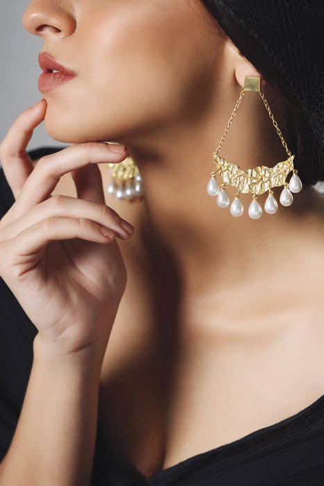 Gayatri Earrings - Gold