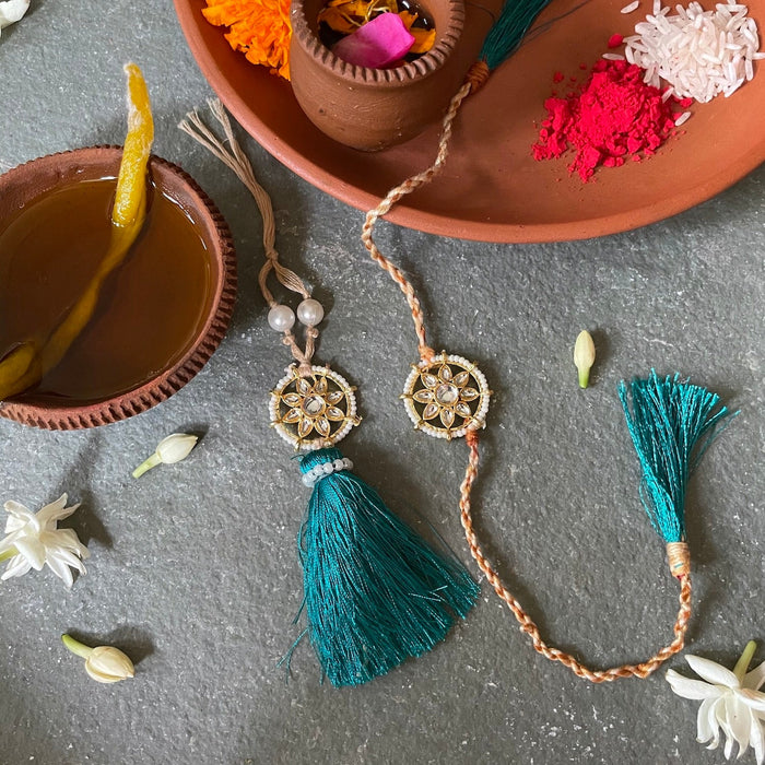 Kundan Rakhi Lumba Set - Golden and Emerald green